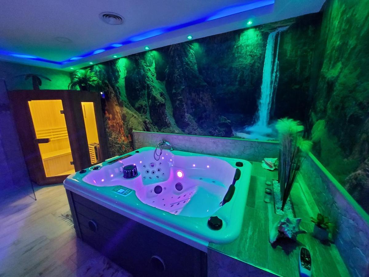 Apartamento Estrella Sauna Spa Jacuzzi Alhama de Aragón Eksteriør bilde