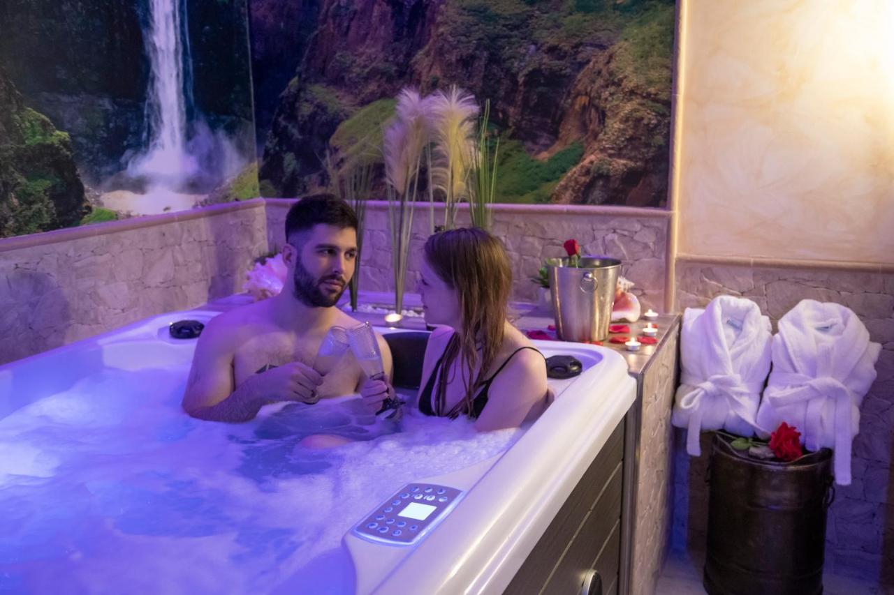 Apartamento Estrella Sauna Spa Jacuzzi Alhama de Aragón Eksteriør bilde