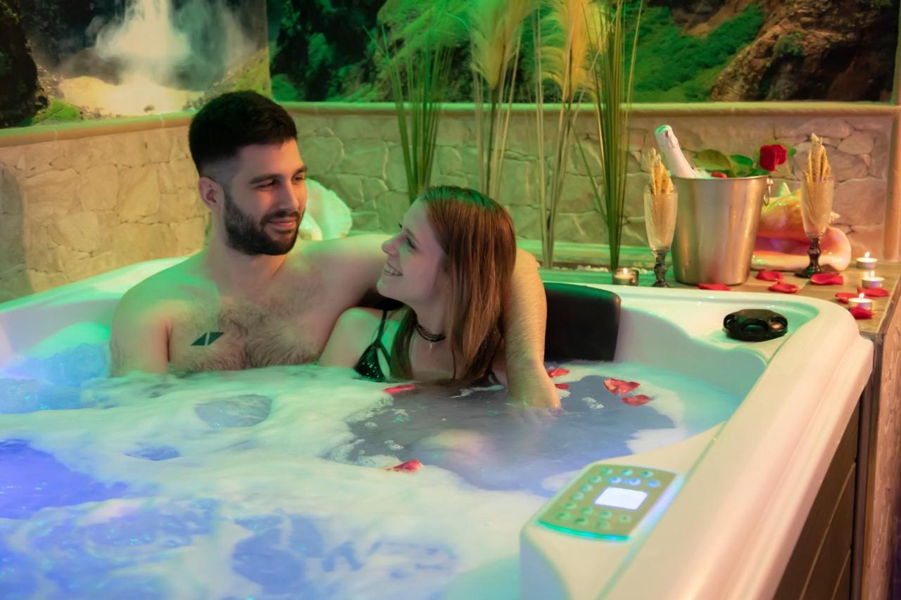 Apartamento Estrella Sauna Spa Jacuzzi Alhama de Aragón Eksteriør bilde