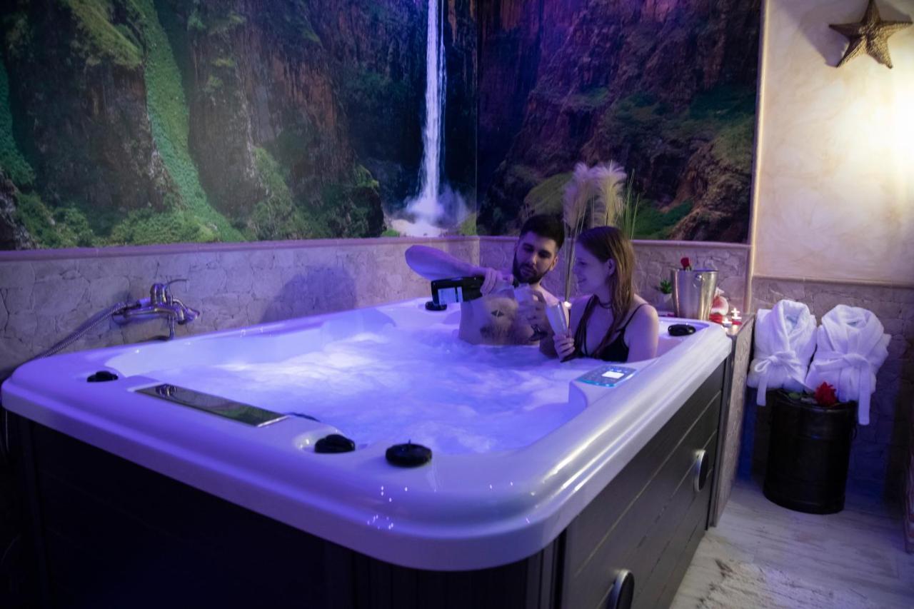 Apartamento Estrella Sauna Spa Jacuzzi Alhama de Aragón Eksteriør bilde